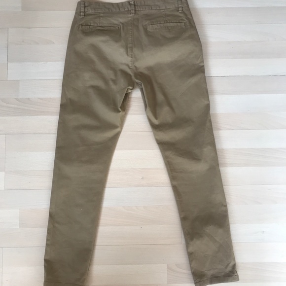 Forever 21 Khakis Pants - Picture 3 of 4
